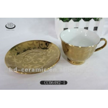 Vergoldeten keramischen Teetasse und Untertassen-Sets